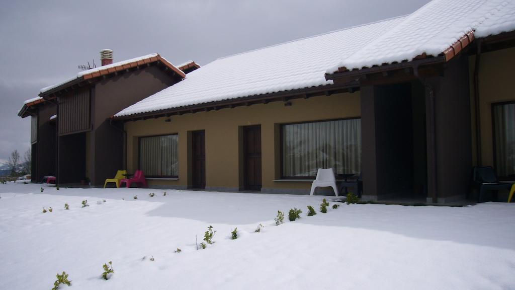 Apartamentos La Senda San Juan de Parres Εξωτερικό φωτογραφία