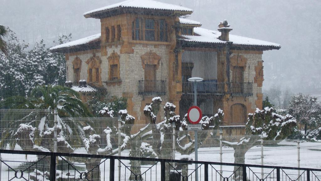 Apartamentos La Senda San Juan de Parres Εξωτερικό φωτογραφία